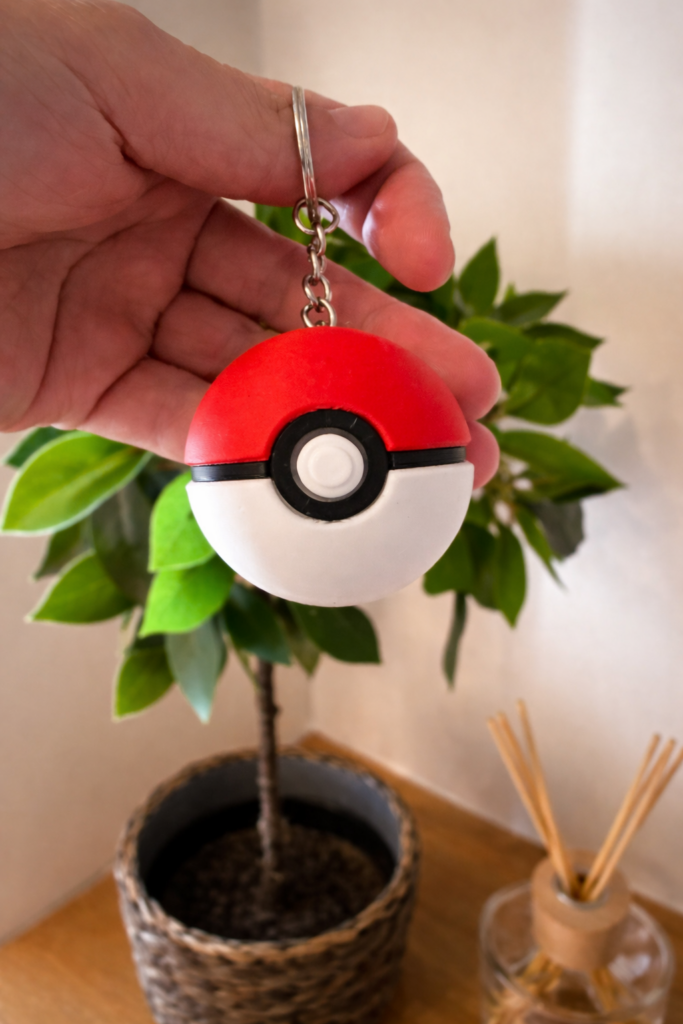 Pokeball Clicker sleugelhanger